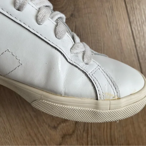 Veja Classic White Lace-Up Sneakers - Picture 10 of 11